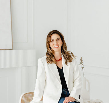 What inspired Lisa Sanguedolce to open Le Dolci Culinary School in Toronto?